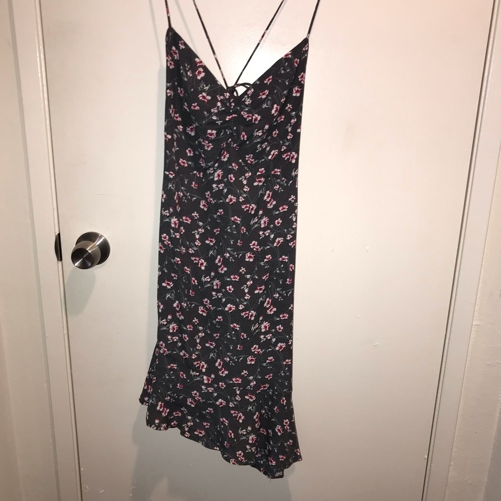 SALE Flirty, backless, strappy floral dress!